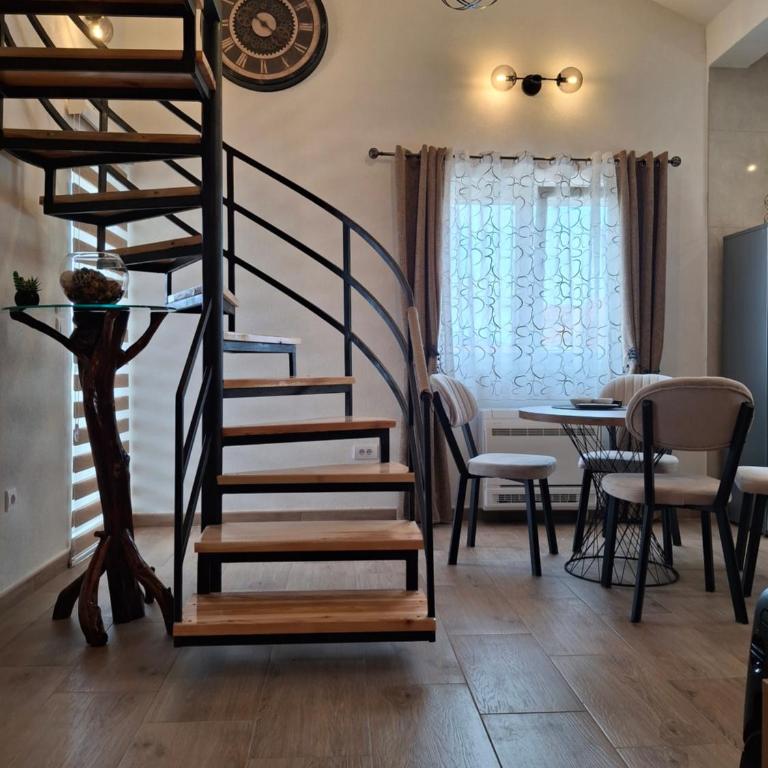 House 23 B1 - Two-Bedroom Apartment - 1
