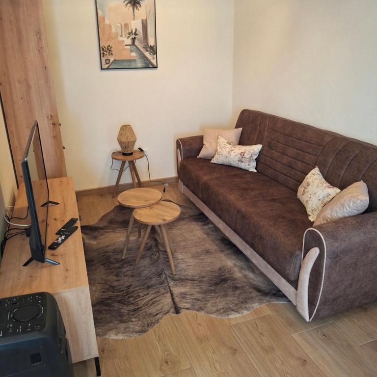 House 23 B1 - Two-Bedroom Apartment - 9