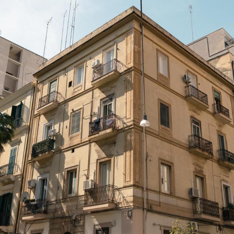 Casa Sinatra by Rentbeat - One-Bedroom Apartment - 36
