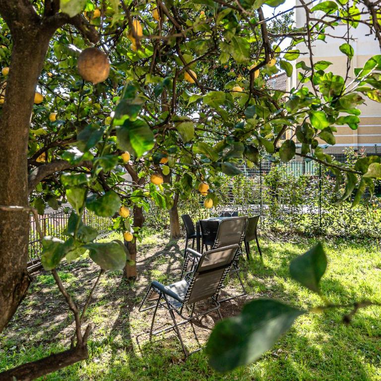 Private Garden - Beaches 900m - WiFi - SmartTV - Apartamento de 2 dormitorios con vistas al jardín - 18