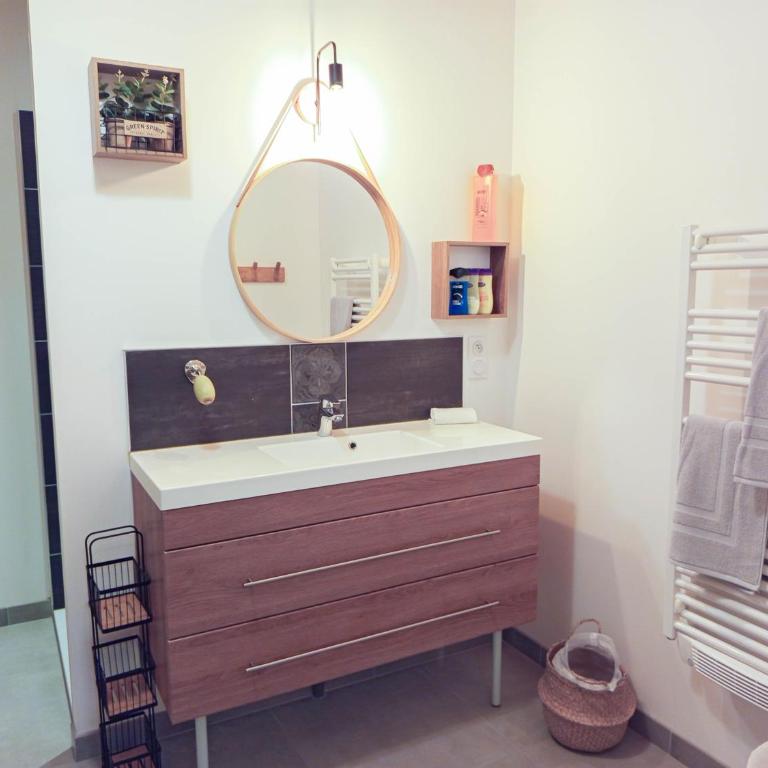 Magnifique LOFT urbain centre, gare et parking privé - Apartment - 11