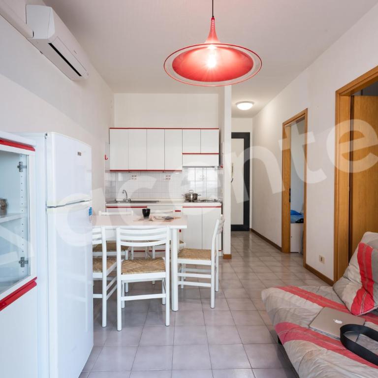 Residence Luxor - Appartamento con 2 Camere da Letto, Terrazza e Vista Mare - 3
