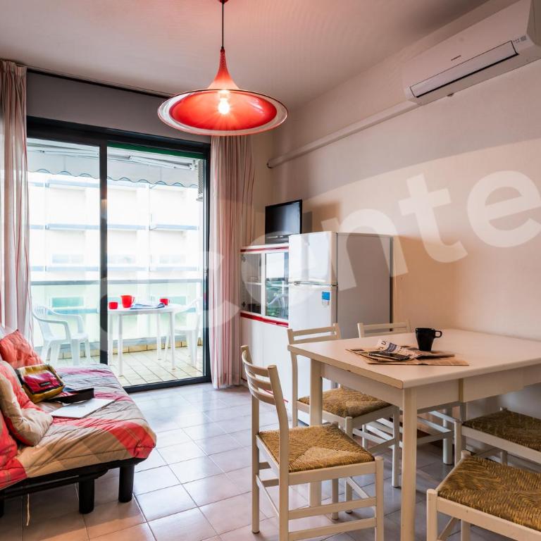 Residence Luxor - Appartamento con 2 Camere da Letto, Terrazza e Vista Mare - 5