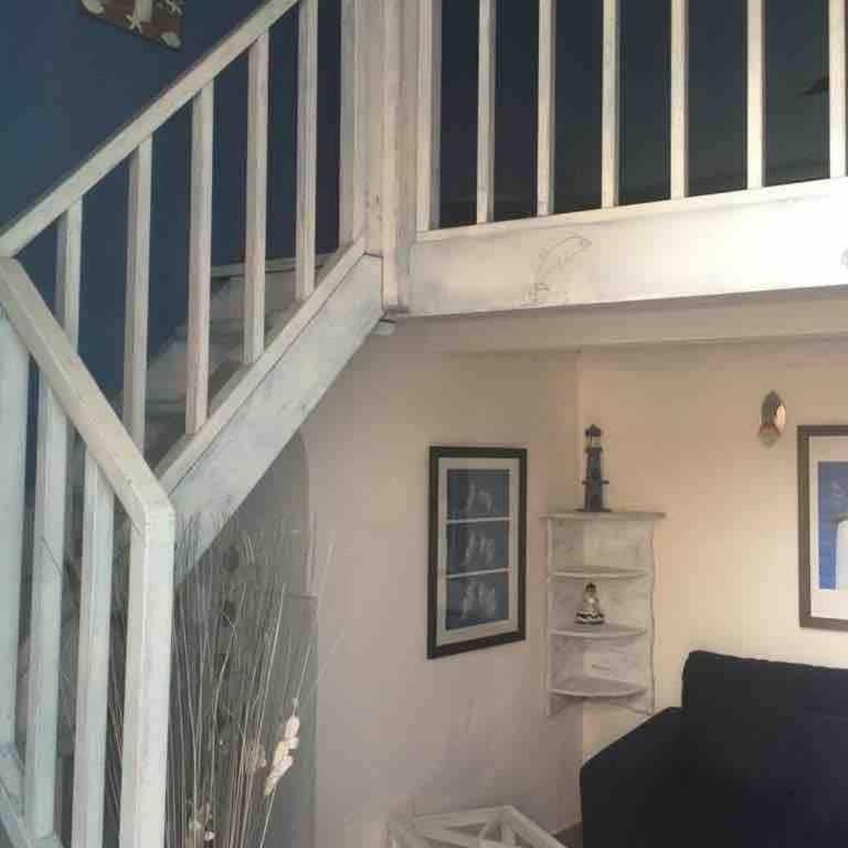 Old Town, 2 bedrooms, 1 living room, mezzanine with bed - Three-Bedroom Apartment - 2