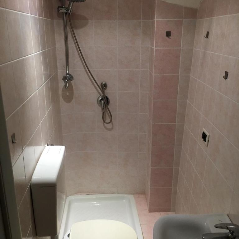 Old Town, 2 bedrooms, 1 living room, mezzanine with bed - Three-Bedroom Apartment - 7