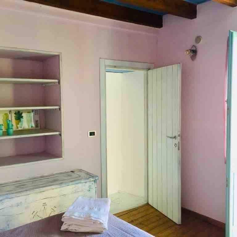 Old Town, 2 bedrooms, 1 living room, mezzanine with bed - Three-Bedroom Apartment - 18