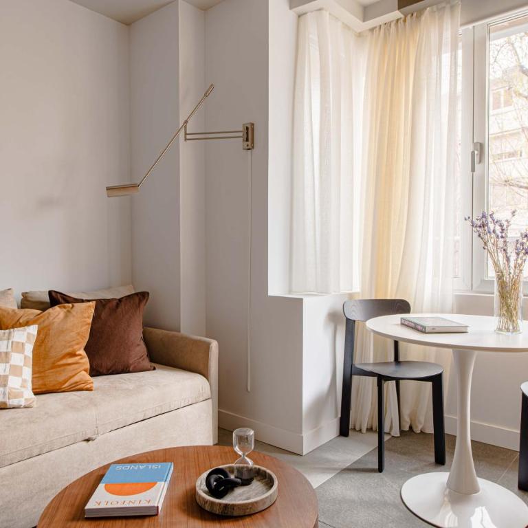 Maravilloso piso cerca al parque del Retiro - Apartamento de 1 dormitorio - 12