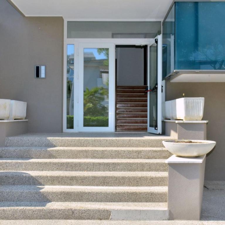 Comfy flat for six guests in Bibione-Beahost - Appartamento - 12
