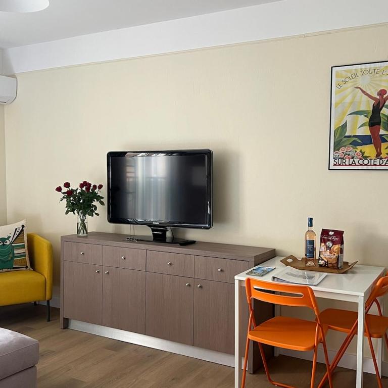 Le Tassigny #Central #Quiet #Air conditioning #Wifi - Appartement 1 Chambre - 9