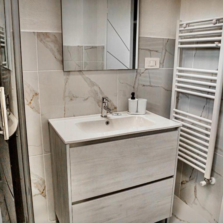 10 min dal Mare - New York Style - Apartment - Appartamento con 2 Camere da Letto - 51