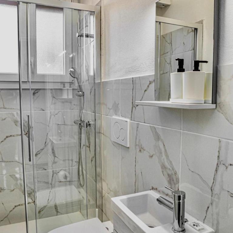 10 min dal Mare - New York Style - Apartment - Appartamento con 2 Camere da Letto - 57