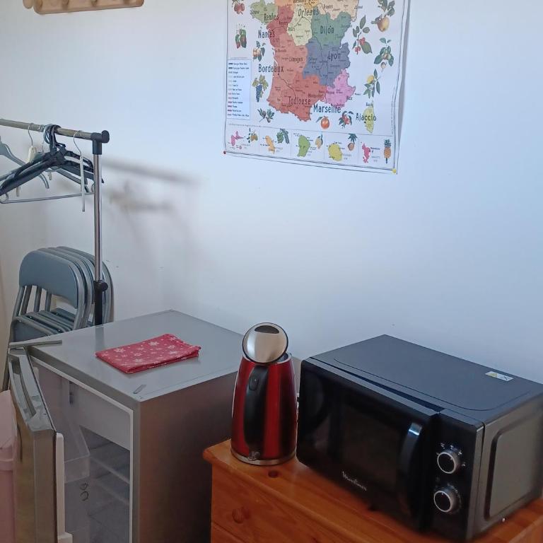 La Maison des Bambous - Chambre Quadruple avec Salle de Bains Privative - 1