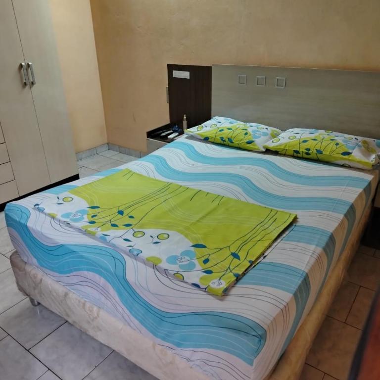 Habitación en casa zona Asunción - Habitación Individual con balcón - 2