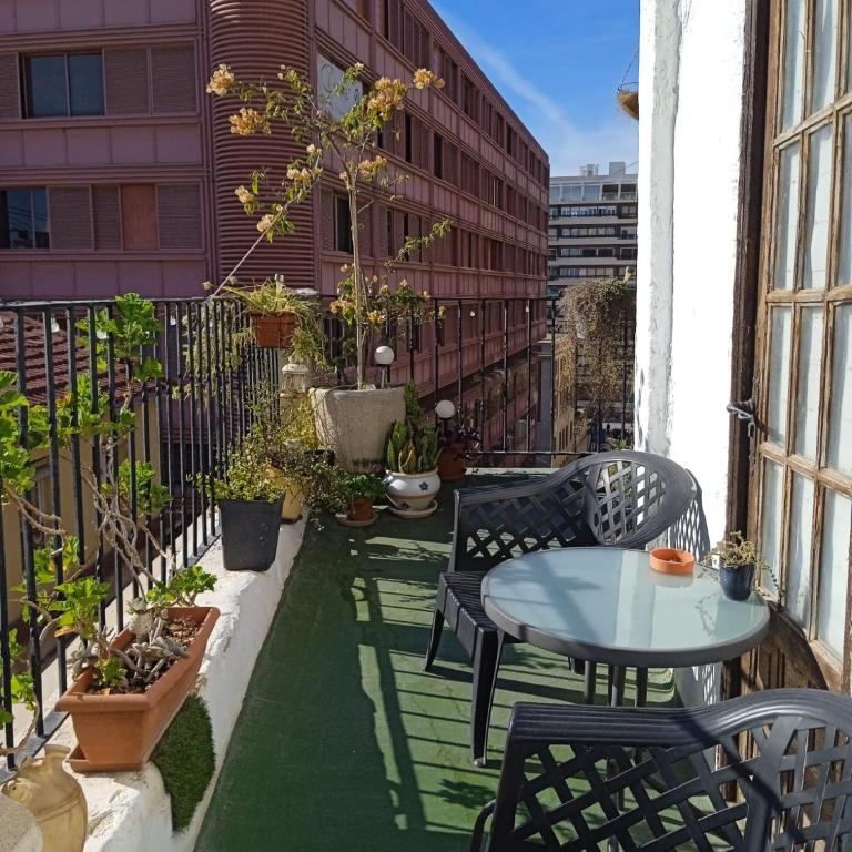 Bohemian chic och Cosy love nest - Studio Apartment with One Double Bed - 2