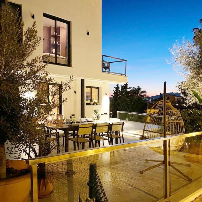 Candado Golf and heated Pool by MalagadeVacaciones - Villa - 78