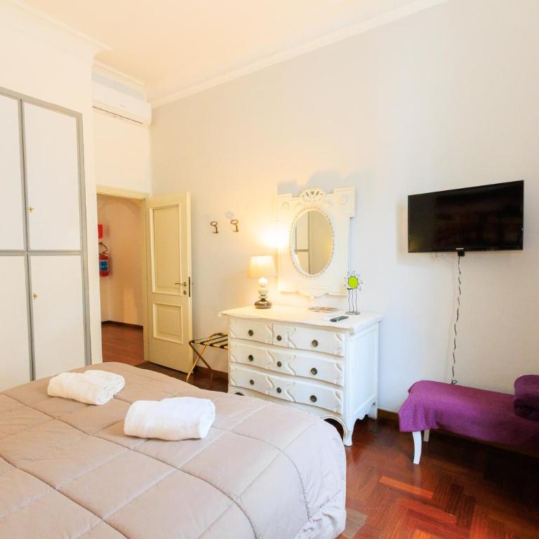 Vespasiano 49 - Appartamento con 2 Camere da Letto - 51