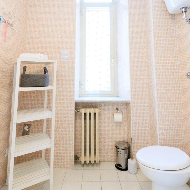 Vespasiano 49 - Appartamento con 2 Camere da Letto - 68