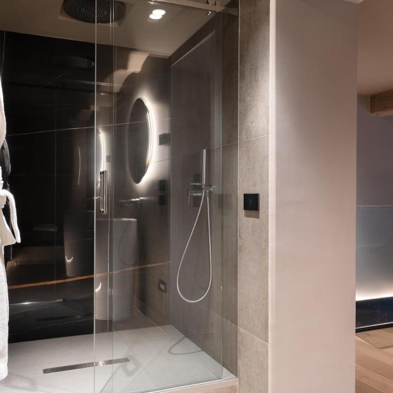 Arts & Crafts Luxury Suites - Camera King con Vasca Idromassaggio - 4
