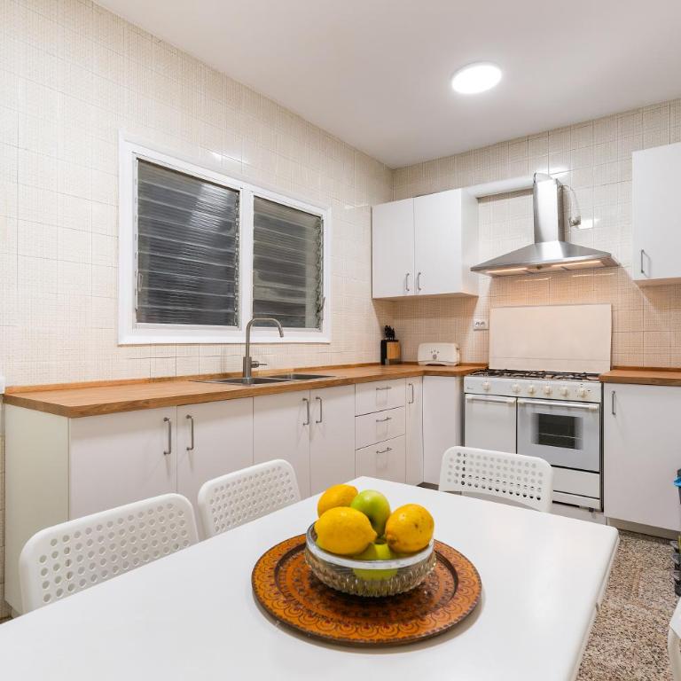 180m² 5BR Home Lift Terrace 32 Nights - Apartment - 39