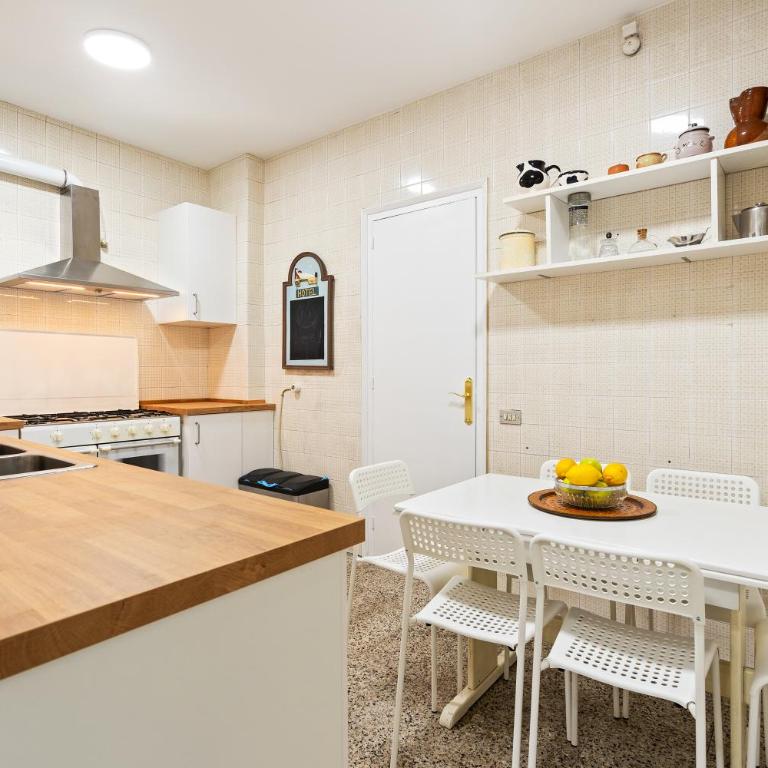 180m² 5BR Home Lift Terrace 32 Nights - Apartment - 40