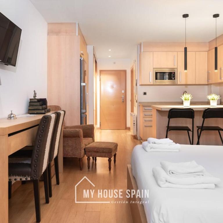 MyhouseSpain - Estudio junto a Playa San Lorenzo - Apartamento Deluxe - 8