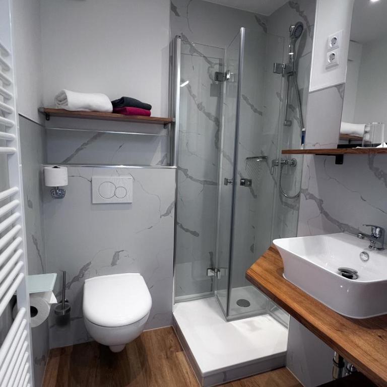 Kurhotel Wiedenmann - Einzelzimmer mit Balkon - 8