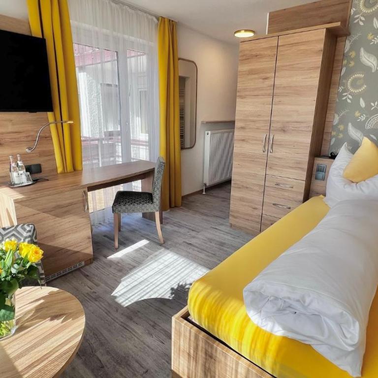Kurhotel Wiedenmann - Einzelzimmer mit Balkon - 1