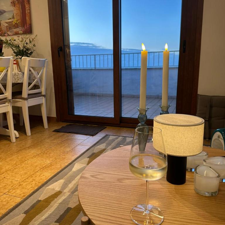 Apartment With Sea View - Two-Bedroom Apartment with Sea View - 21