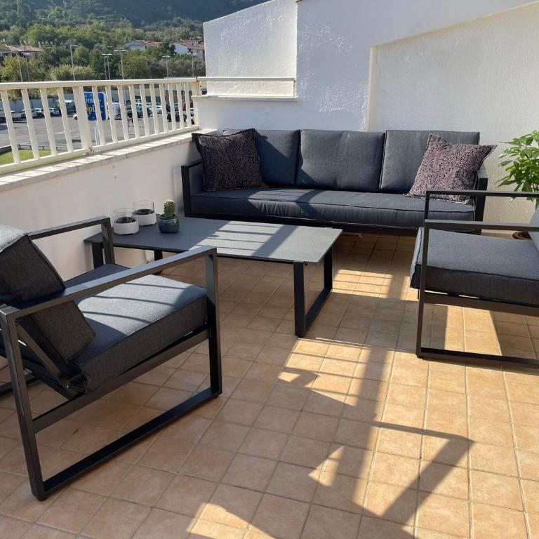 Apartment With Sea View - Two-Bedroom Apartment with Sea View - 10