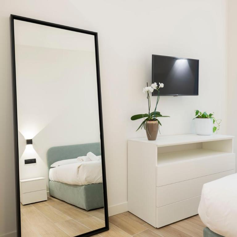La Tana del Riccio by Reasy&Busy - One-Bedroom Apartment - 23
