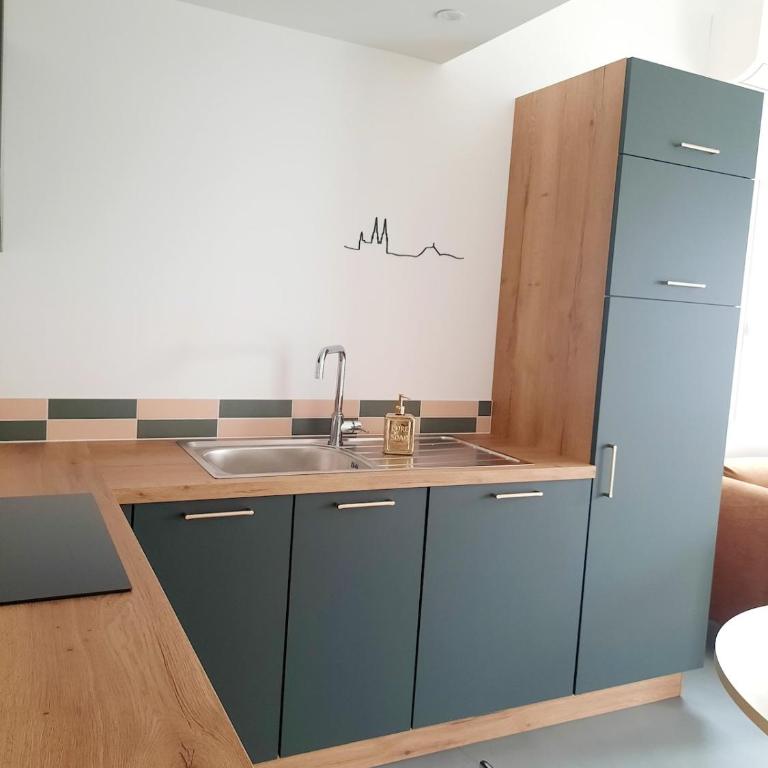 Lucie City Lodge Clermont-Ferrand - Maison 1 Chambre - 10
