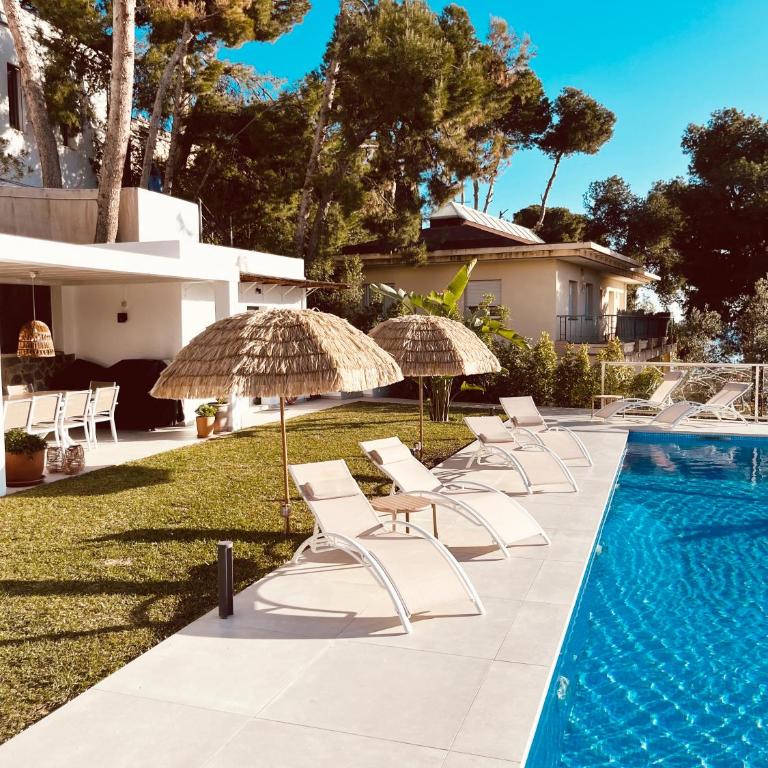 Candado Golf and heated Pool by MalagadeVacaciones - Villa - 95