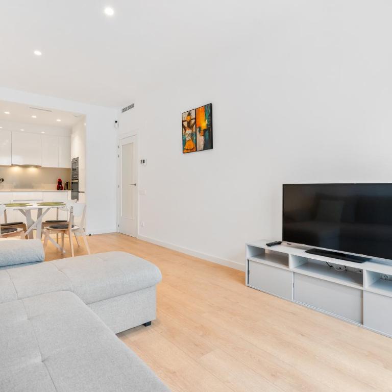 Diagonal Mar Monthly 2BR Pools Parking - Apartment - 6