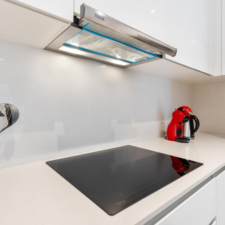 Diagonal Mar Monthly 2BR Pools Parking - Apartment - 12