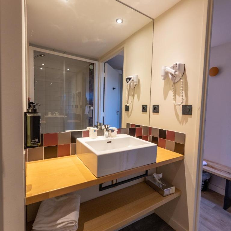 ibis Styles Saint-Jean-de-Luz Donibane - Chambre Triple - 13