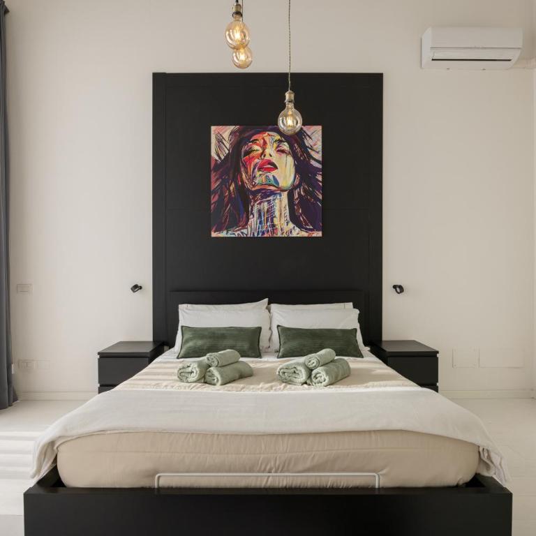 Industrial Loft - Garage-Netflix-wifi - Three-Bedroom Apartment - 14