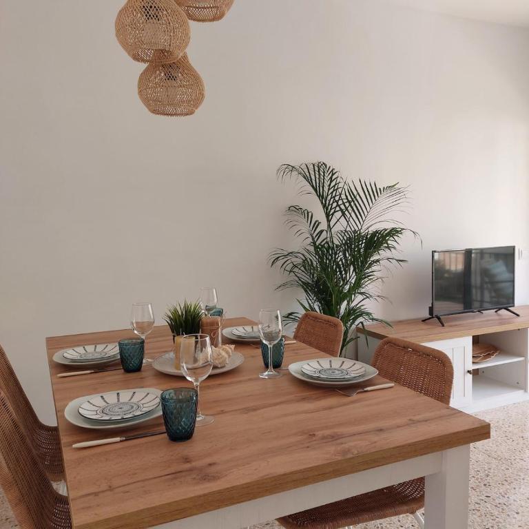 Cozy beach apartment - Apartamento de 3 dormitorios con balcón - 1