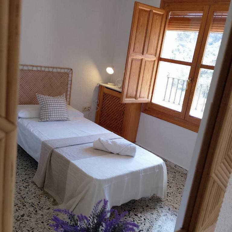 La Alberquilla Alojamiento Rural - Five-Bedroom House - 48