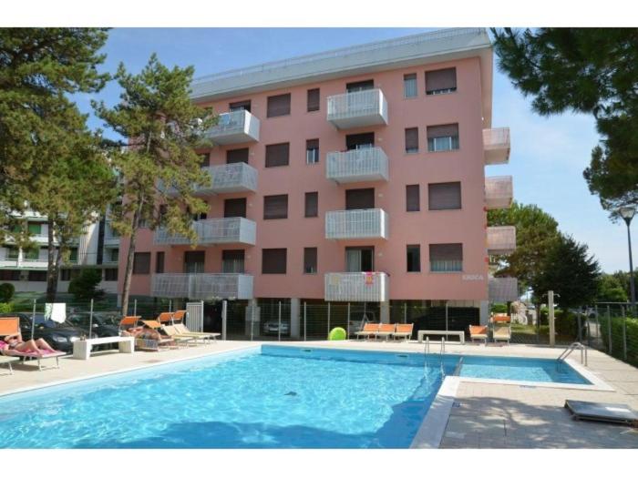 Residence ERIKA - Appartamento con 2 Camere da Letto - 2