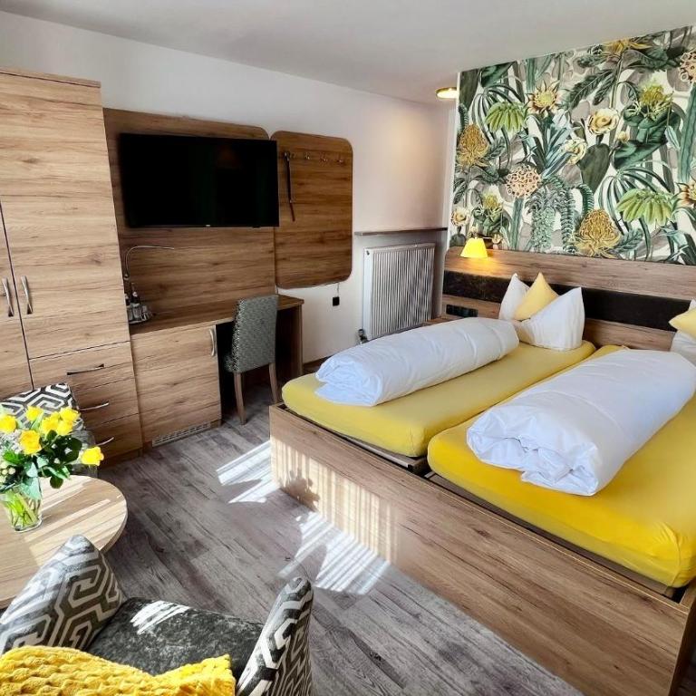 Kurhotel Wiedenmann - Doppelzimmer mit Balkon - 1