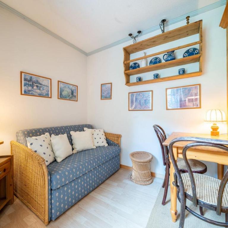 Chasa Valluns 5302 - WG - Apartment mit Aussicht und Balkon - 12