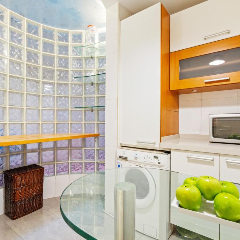 Quiet, vibrant 2 bedroom in pedestrian Eixample - Apartment - 8