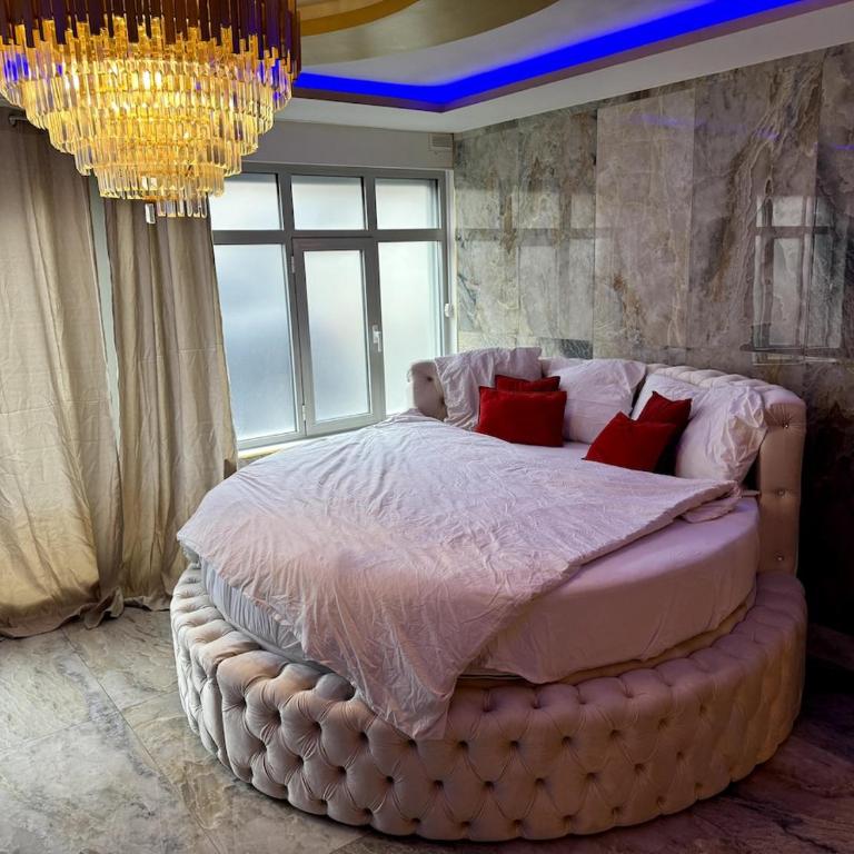 Golden house 2 - Jacuzzi - One-Bedroom Apartment - 1