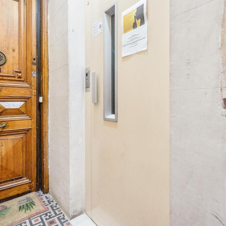 5BR for 7 Elevator Walk to Sant Antoni - Apartment - 37
