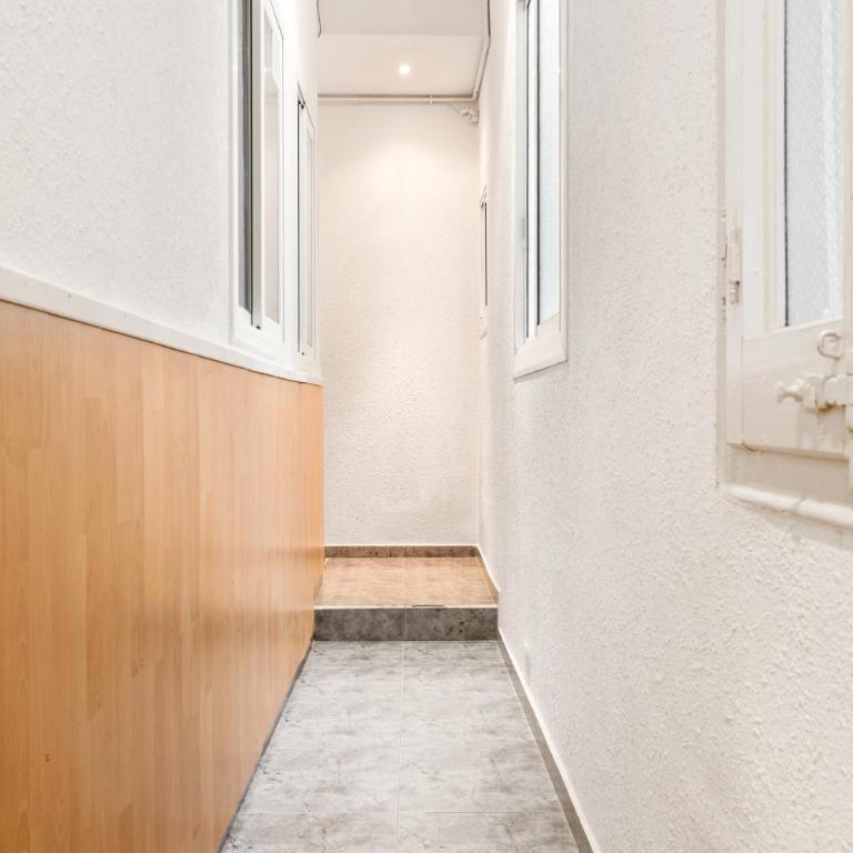 5BR for 7 Elevator Walk to Sant Antoni - Apartment - 36