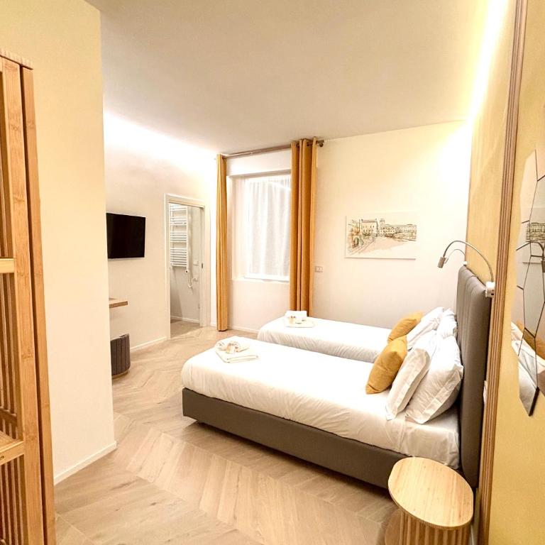 Reno Suite Bologna - Double or Twin Room with Private Bathroom - 5