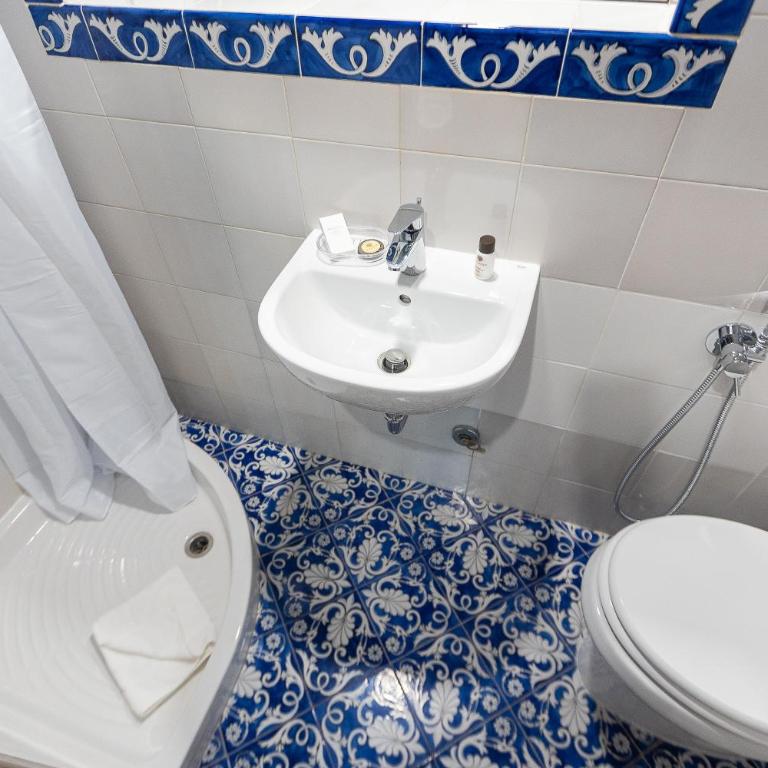 Amazing Apartment Trastevere - Appartamento con 2 Camere da Letto e Balcone - 24