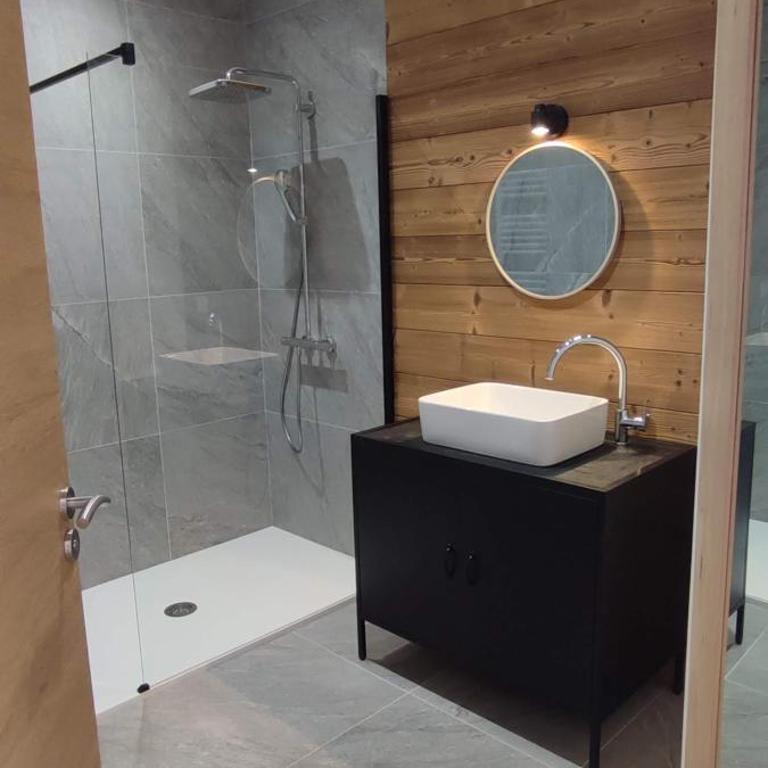 Appartement au cœur de la forêt au calme et proche des pistes et des commodités - Appartement 2 Chambres - 4