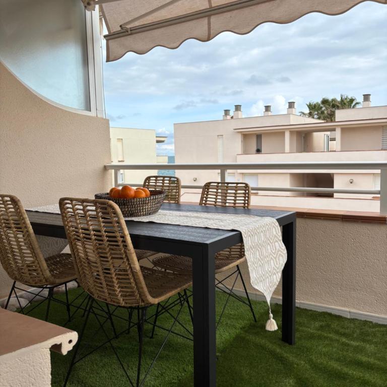 Apartamento con piscina y parking privado - One-Bedroom Apartment - 4