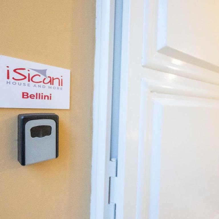 I SICANI HOUSE AND MORE - Monolocale King con Divano-Letto - 2